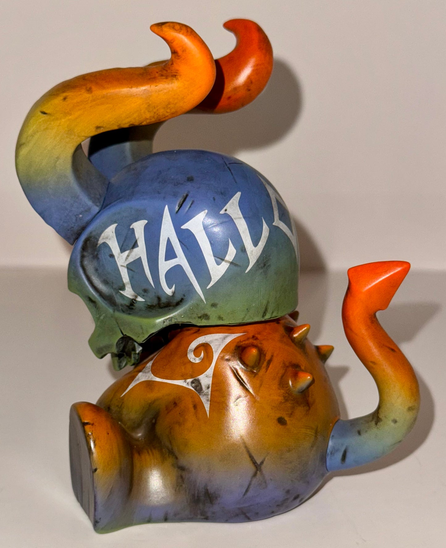 Halloween Vinyl Hornskull