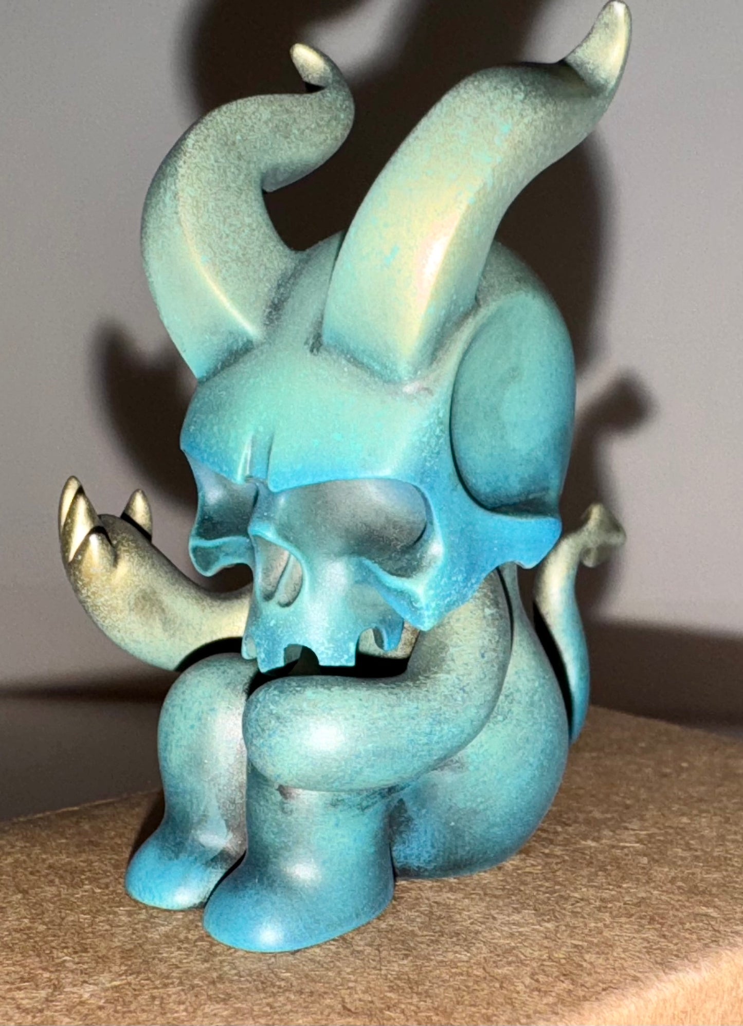 Celadon Hornskull Claw