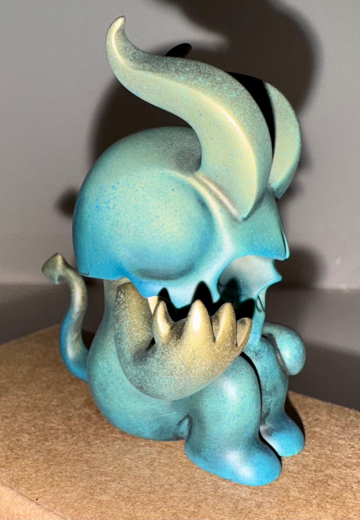 Celadon Hornskull Claw