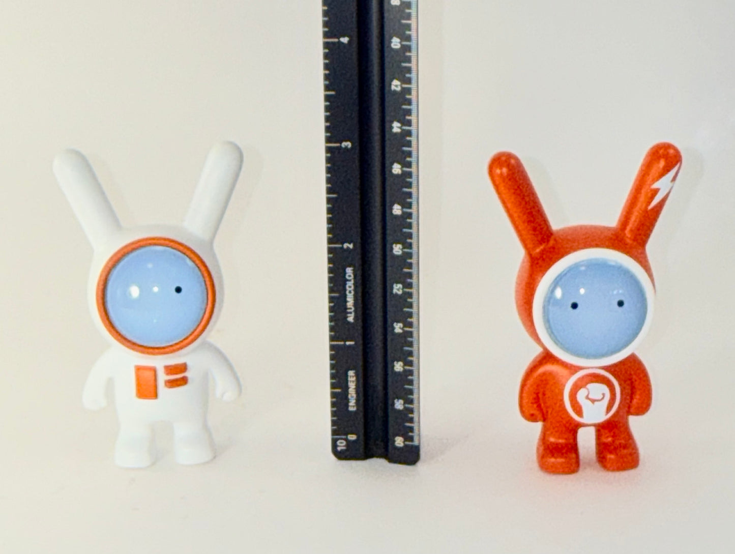 Space Rabbit 3" orange