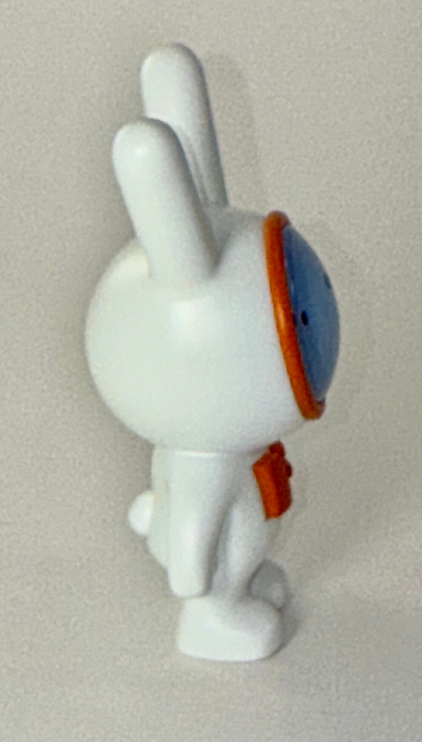 Space Rabbit OG 3" white