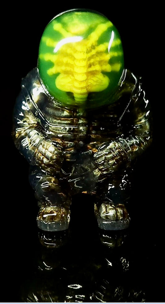 Facehugger Cosmonaut