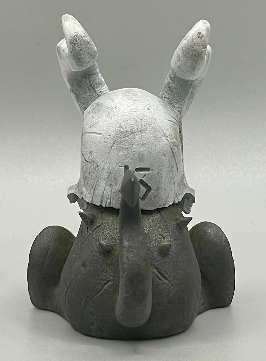 Bronze & White (Halloween) Mini Hornskull