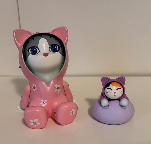 Mellow Meow w/Kitten