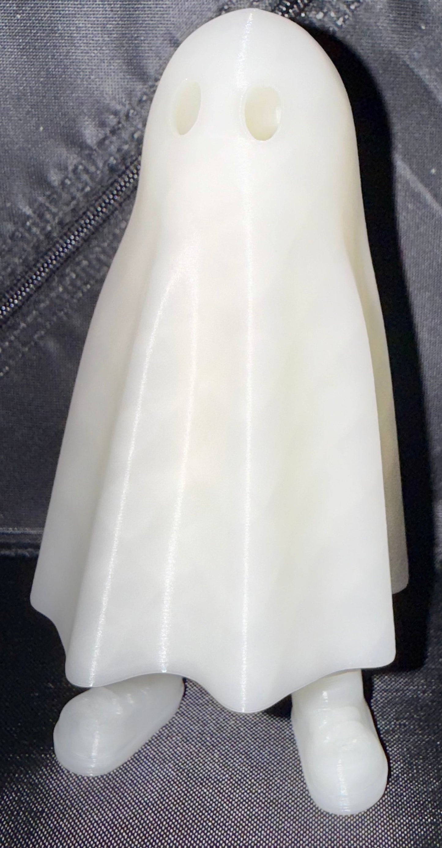 3D Printed Ghost with legs