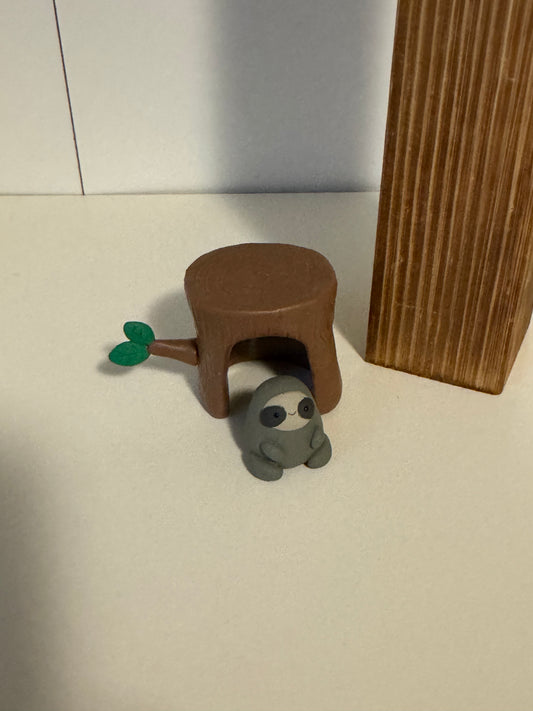 Baby Sloth and Tree Stump minis